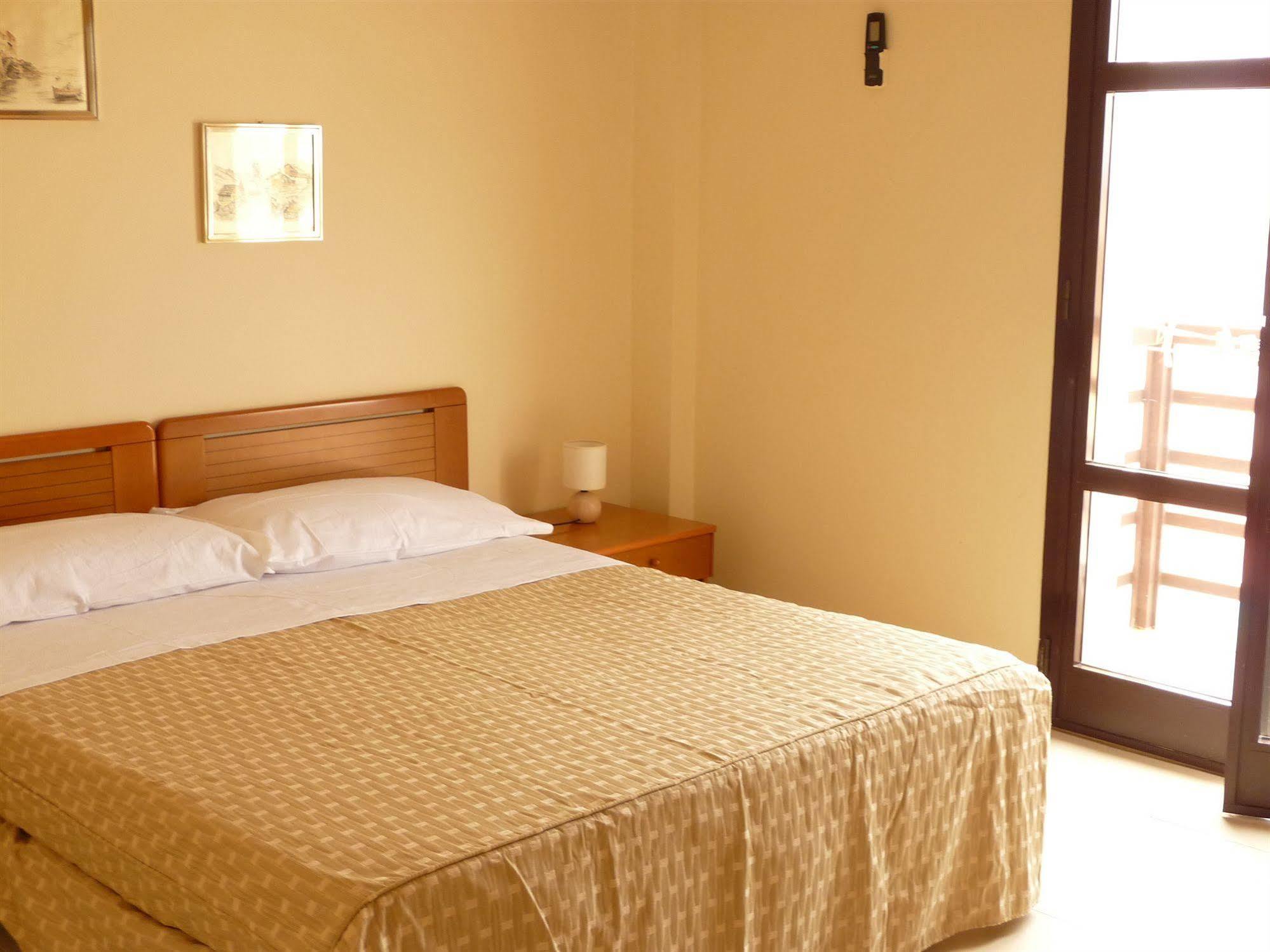 Agathae Hotel & Residence Scoglitti Εξωτερικό φωτογραφία
