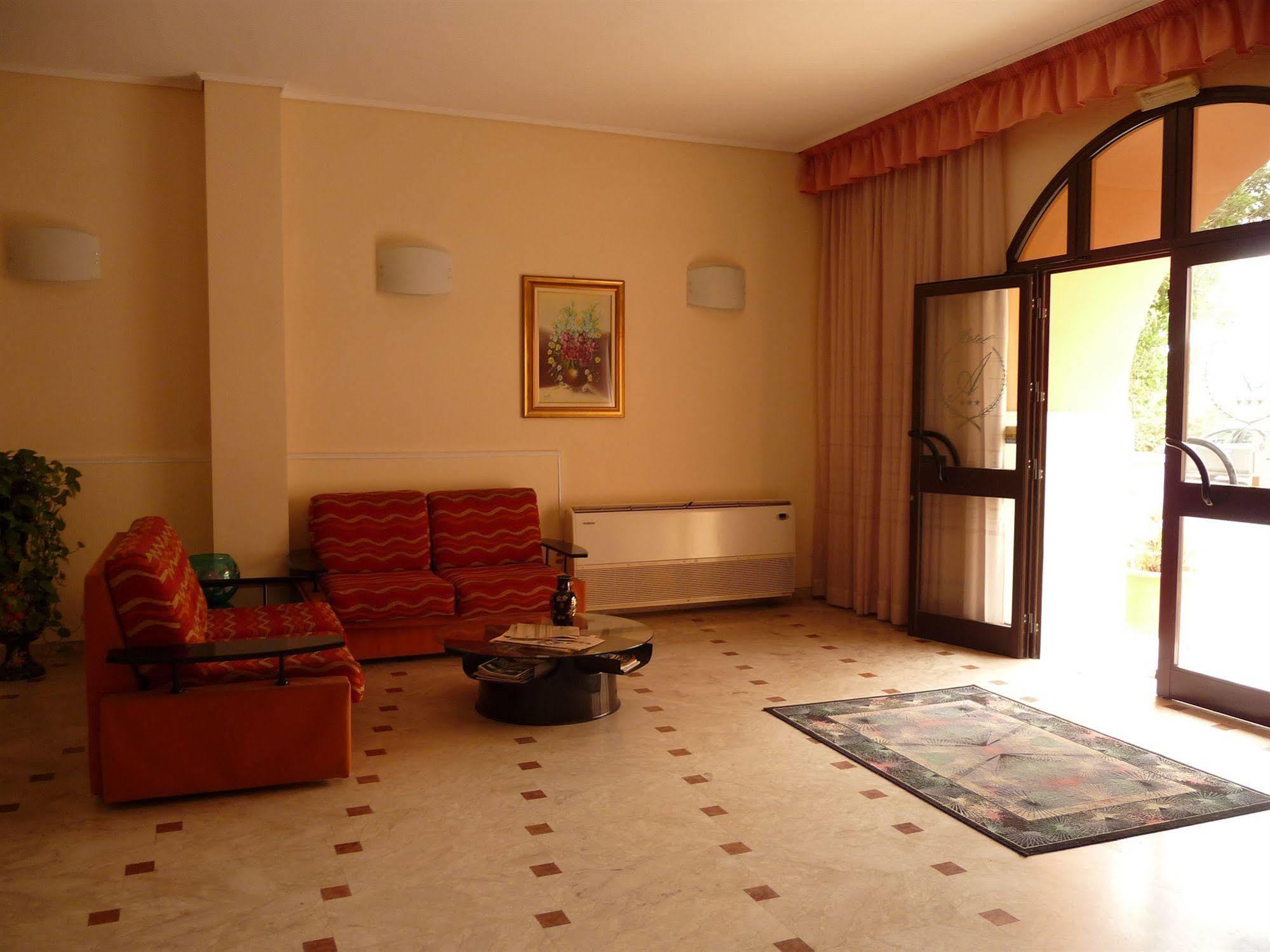 Agathae Hotel & Residence Scoglitti Εξωτερικό φωτογραφία